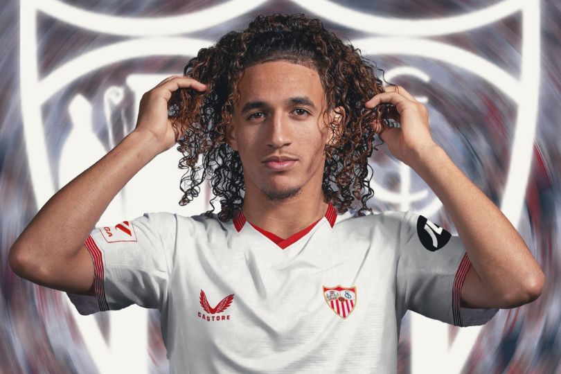 Manchester United Resmi Pinjamkan Hannibal Mejbri ke Sevilla