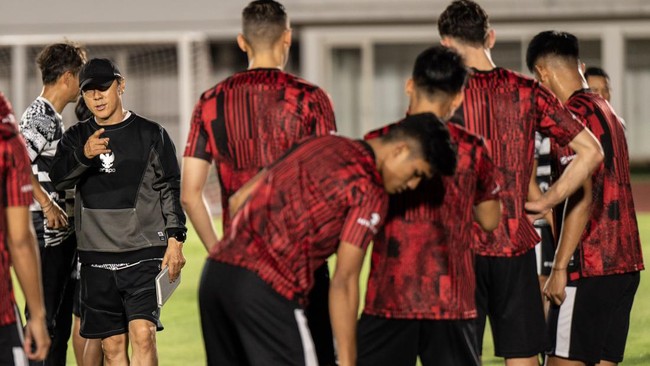 latihan-timnas-indonesia-jelang-lawan-vietnam_sty-nagabola