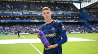 Chelsea memberi Cole Palmer hadiah usai tampil apik musim lalu. Gelandang serang The Blues itu diberi kontrak baru, yang membuatnya bertahan sampai 2033