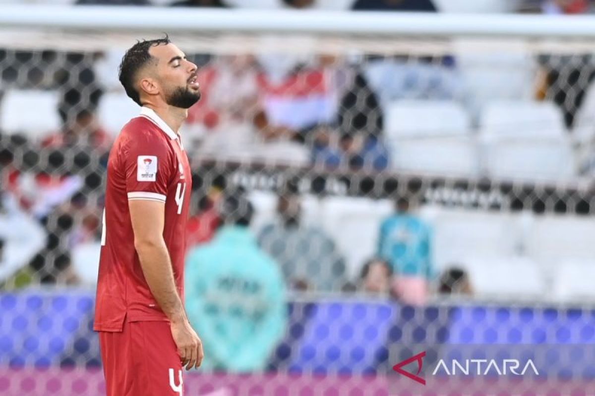 Jordi Amat sangat sedih tak dapat cuma bela timnas Indonesia sebab cedera